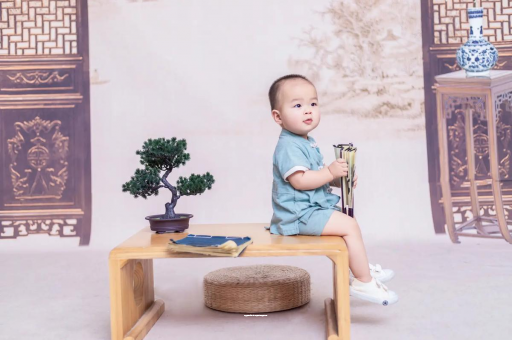 代怀选性别包生男孩宝宝屁股淤青